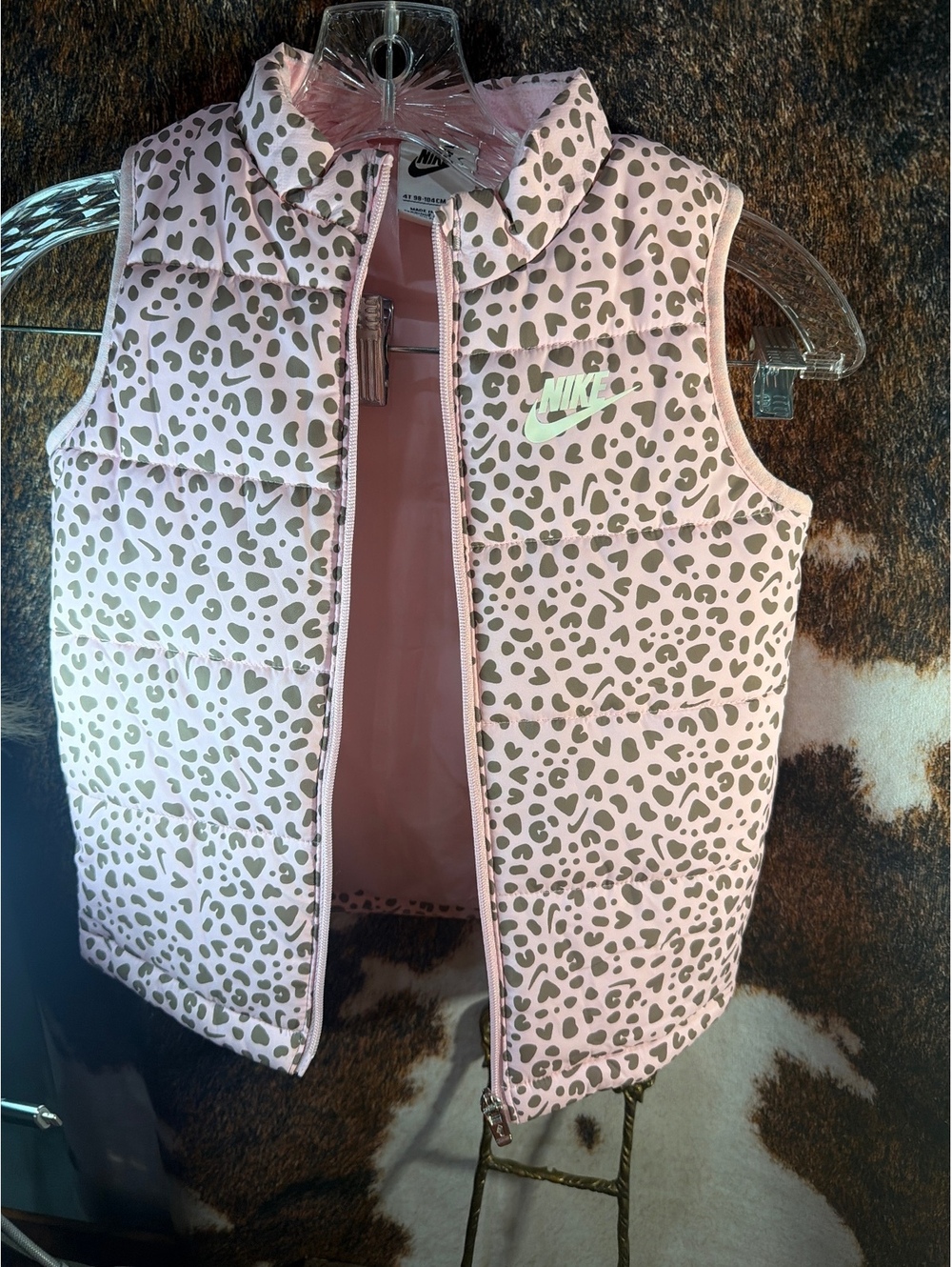 Nike Girls' Pink Leopard Print Puffer Vest Size 4T